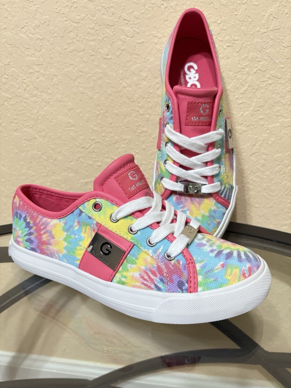 GBG Los Angeles Backer Fashion Sneaker Tie Tye Pink Multi Canvas size 6.5